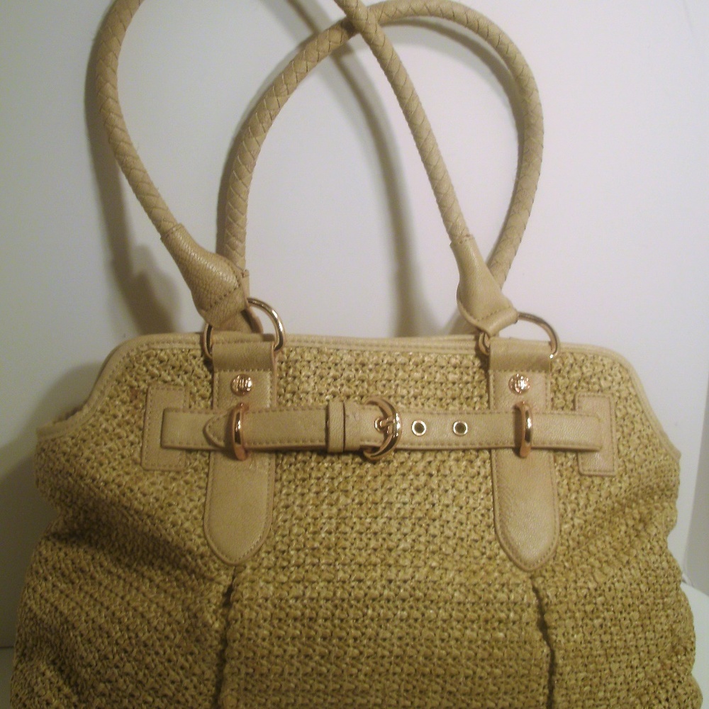 Dana Buchman Beige Straw and Faux Leather Handbag